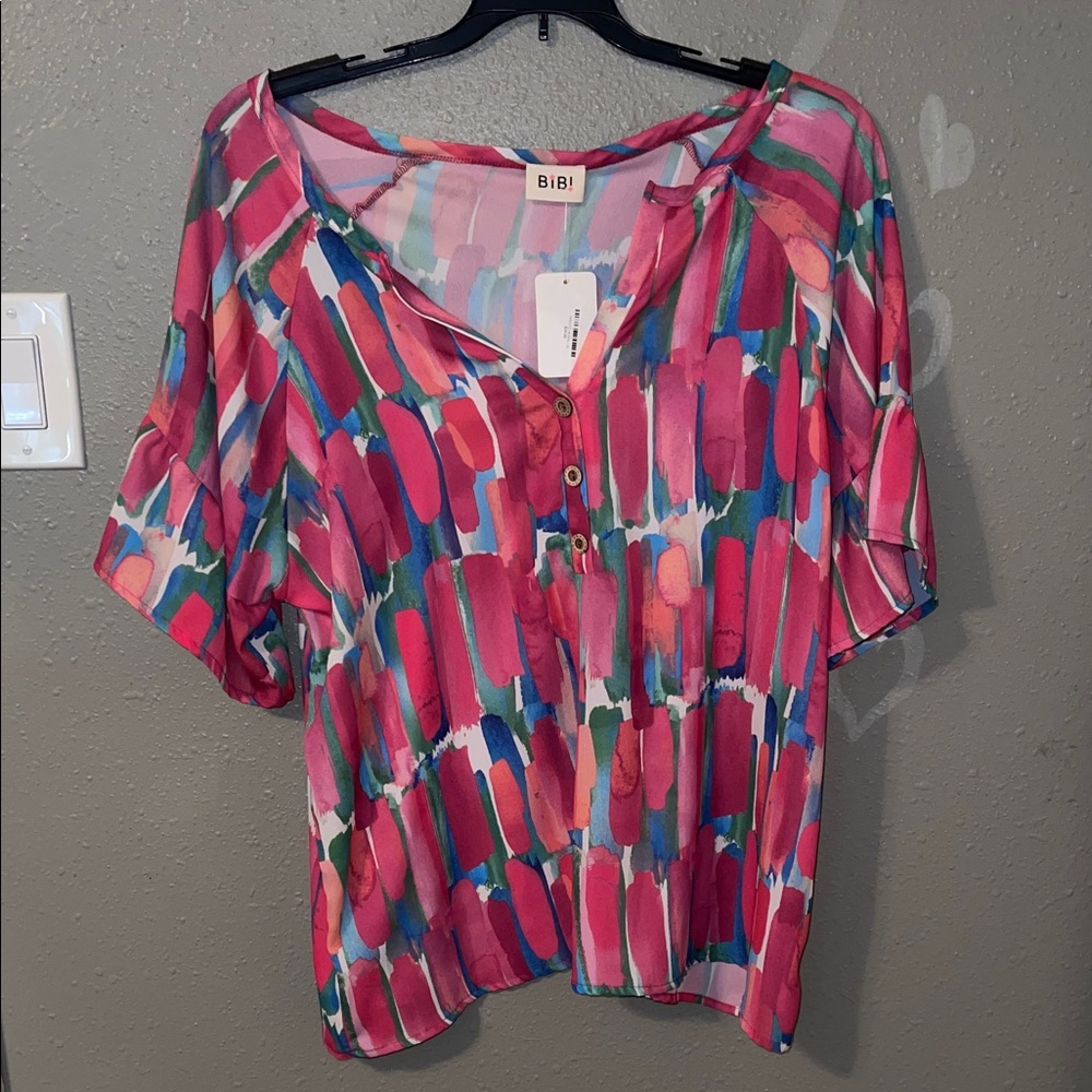 NEW❗️”Painted Mural” Blouse